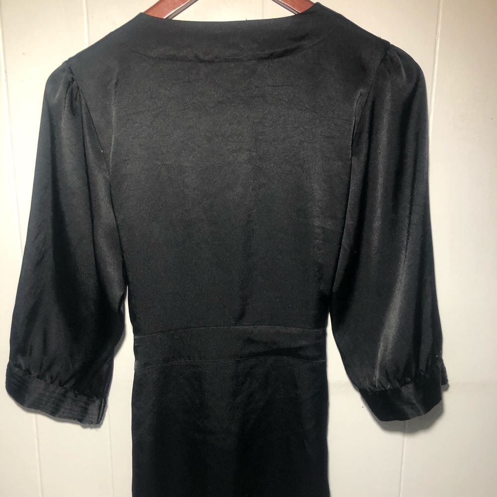 Silk Robe - Picture 2 of 5